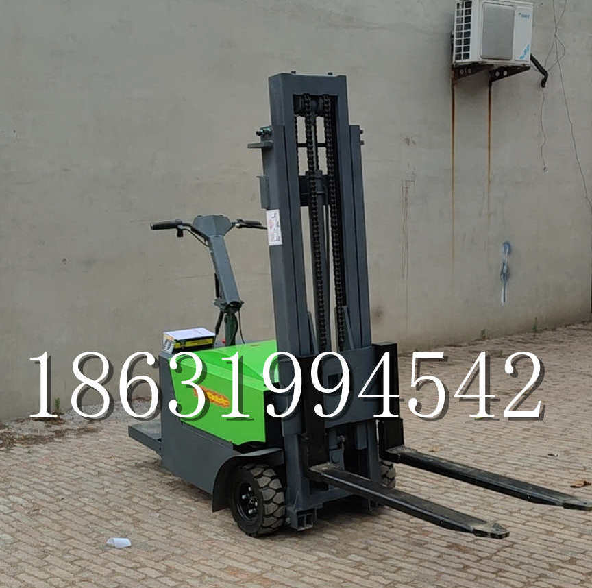 辽源市优程全电动叉车插腿式堆高车液压装卸车1.5吨升高小型站驾式铲车
